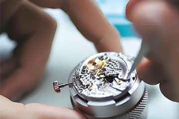 温州欧米茄自动机械表为什么走停